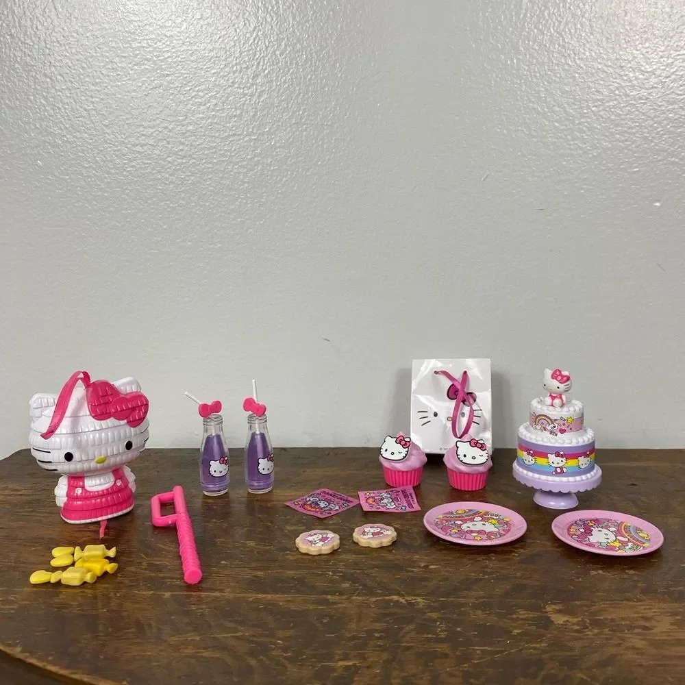 My Life Hello Kitty Piñata Birthday Set - 18 inch doll collection